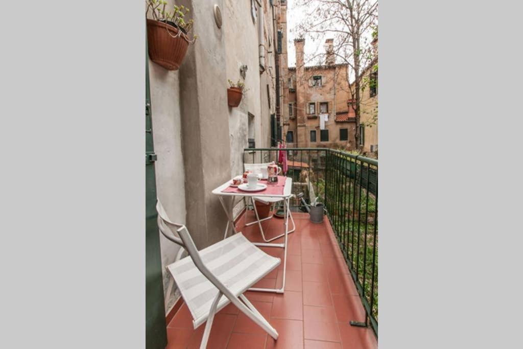 Ca' Cordoni - Charming Place In The Heart Of Venezia Esterno foto